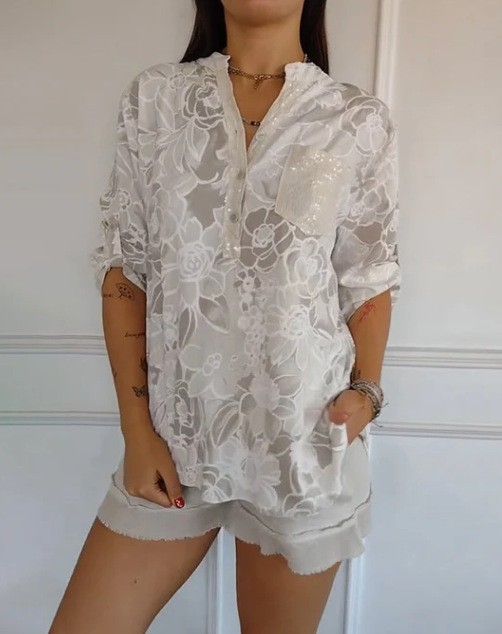 Albina | Light & Floral Blouse