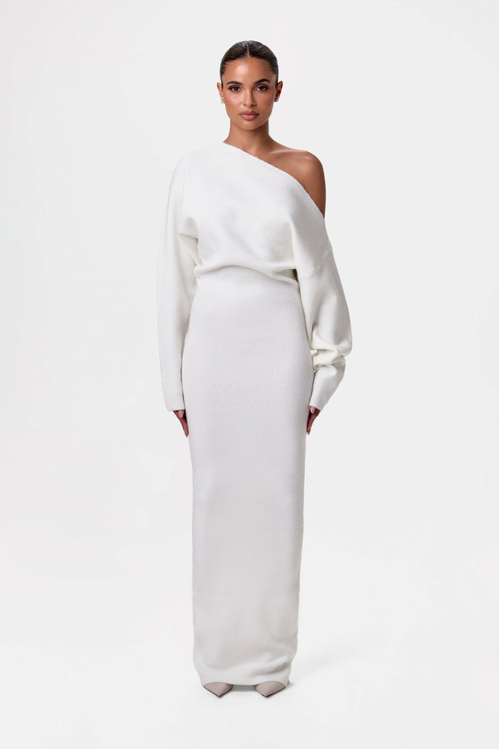 Aurora | Off-Shoulder Charm