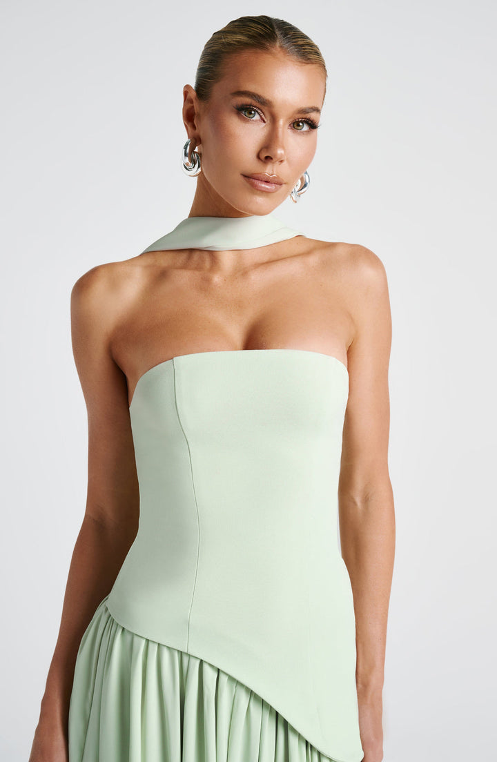 Isla Breeze Dress