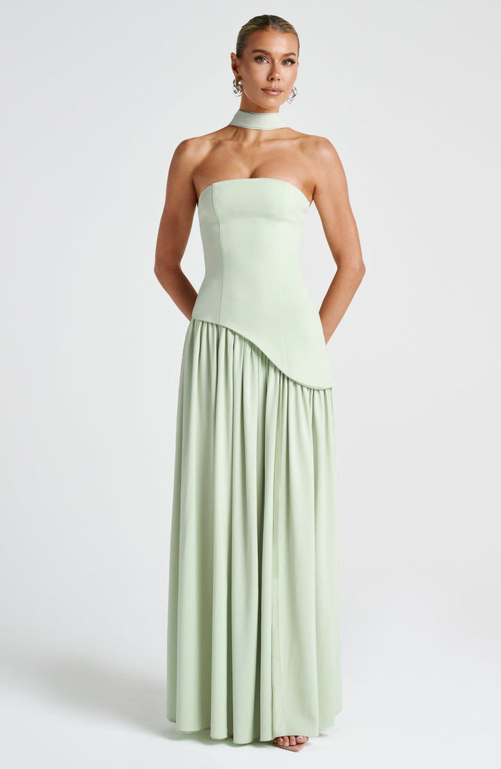 Isla Breeze Dress